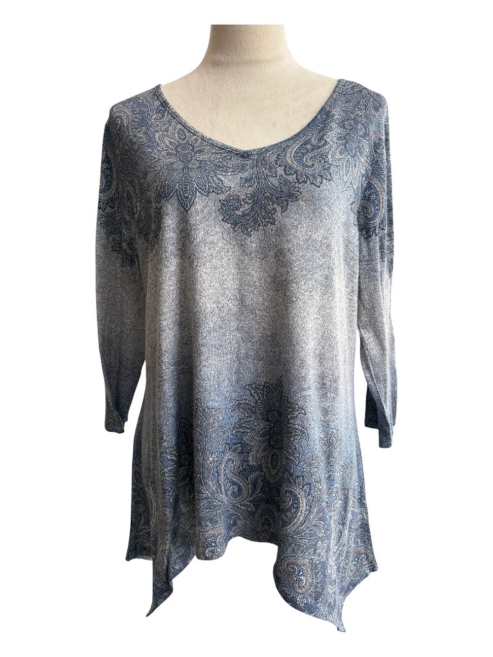 Emerge World Wear Paisley Tunic Top Size L Blue Gray 3/4 Sleeve (2663-1)